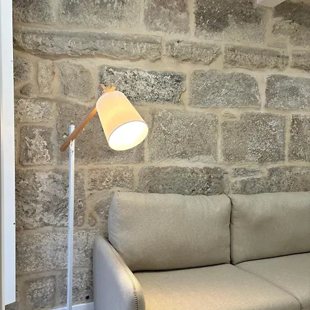 アパート Noite 1 ポンテベドラ