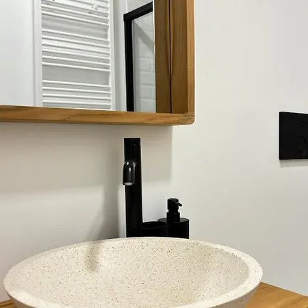 Noite 1 * ポンテベドラ