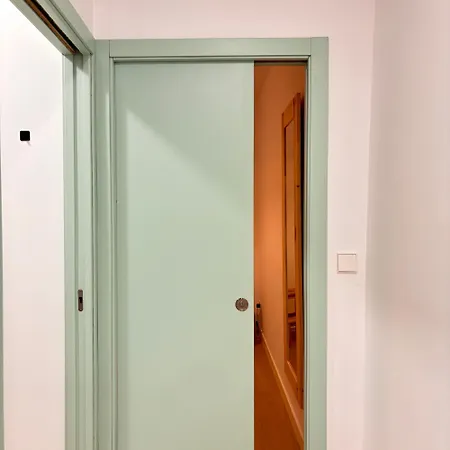 Noite 1 アパート ポンテベドラ