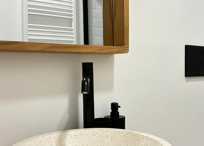 Noite 1 * بونتيفيذرا