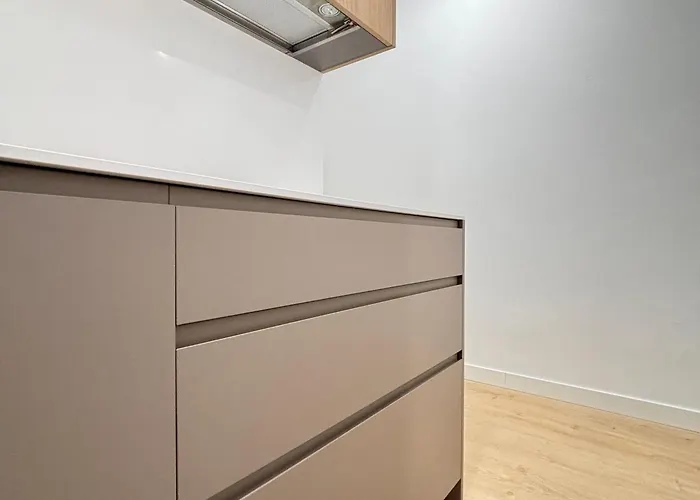 Noite 1 بونتيفيذرا